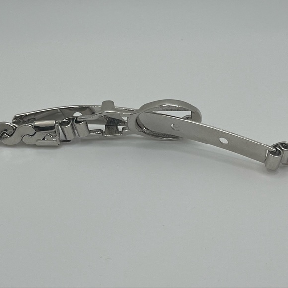 Silver tone vintage skinny chain belt. Size XS - Picture 4 of 6